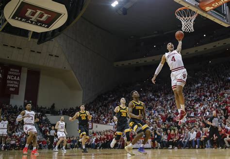 Indiana Basketball: Top five Hoosier dunks since 2000