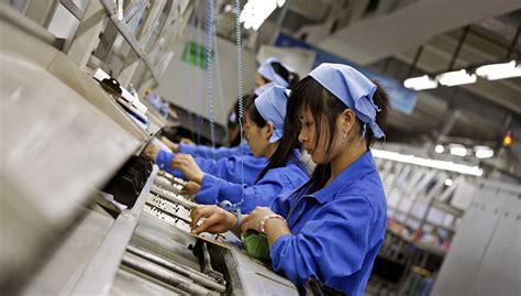 Industria manufacturera de China se contrae por primera vez desde julio ...