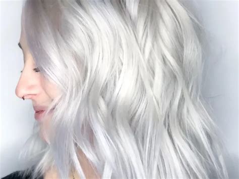 How to Dye Hair White? Complete Dying Guide - After SYBIL