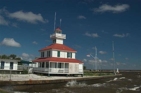 New Canal Lighthouse at Lake Pontchartrain, view from Lakeshore Park ...