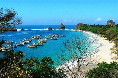 Jember Indonesia | Pantai, Pantai berpasir, Indonesia