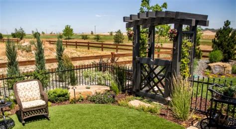 What Is An Arbor And How Can It Benefit Your Outdoor Space?