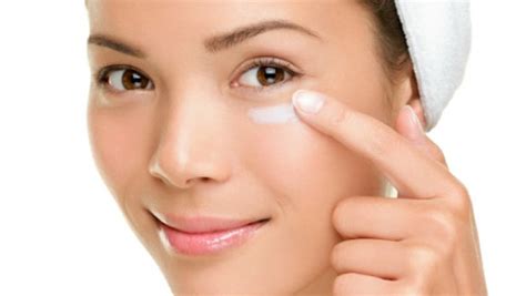 Tips to Apply Eye Cream to Get the Best Results