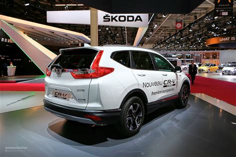 Honda CR-V Hybrid Shows Attractive Fuel Efficiency Numbers in Paris - autoevolution