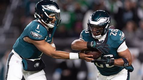 Jalen Hurts injury update: Eagles QB exits game vs Commanders