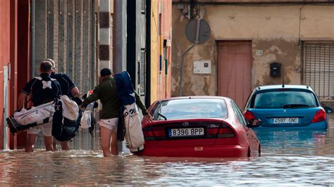 Spain floods: At least six dead and thousands evacuated as torrential rain batters the south ...