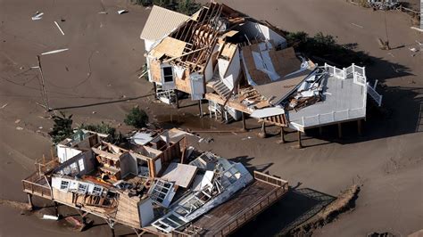 Hurricane Ida leaves behind devastation and flooded neighborhoods; rescuers save hundreds across ...