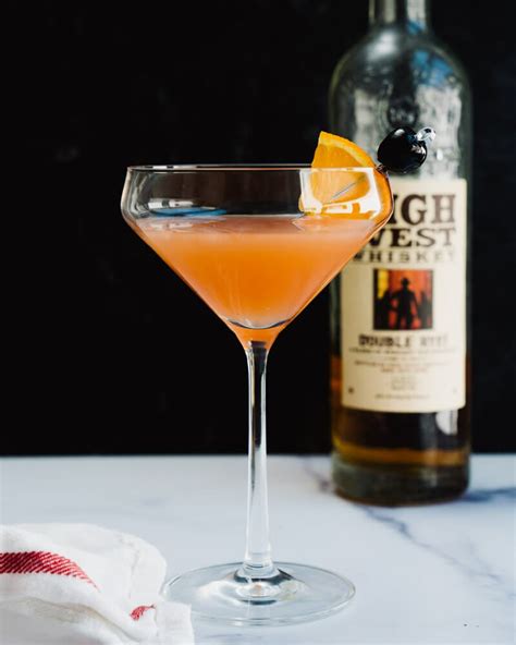 Top 10 Rye Whiskey Cocktails – A Couple Cooks