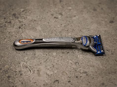 Gillette SkinGuard Sensitive Razor Review - Your Average Guy