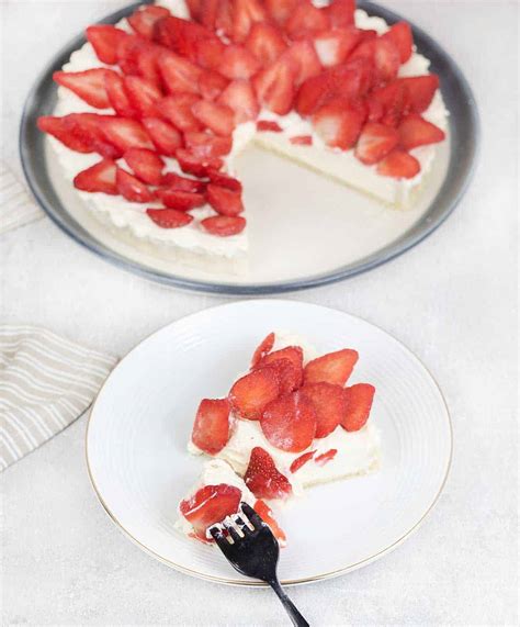 Easy Strawberry Tart Recipe - Healthy Life Trainer