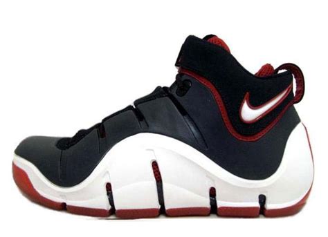 Nike Zoom LeBron IV (4) - SneakerNews.com