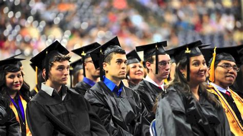 San Jacinto College 2014 May Commencement - YouTube