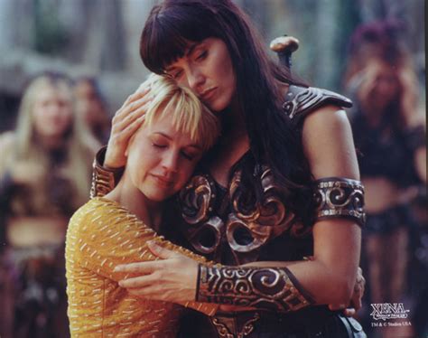 Gabrielle & Xena - Xena: Warrior Princess Photo (3632685) - Fanpop