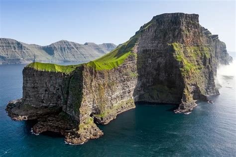 Kallur lighthouse on Kalsoy • Road Tripster