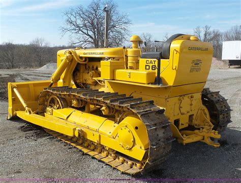 1952 Caterpillar D6 dozer in Greenwood, MO | Item L3195 sold | Purple Wave