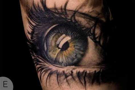 This hyper-realistic tattoo is just awesome! That sheen! | Realistic ...