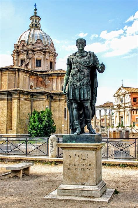 Statue of Julius Caesar, Via dei Fori Imperiali, Rome - Walks in Rome ...