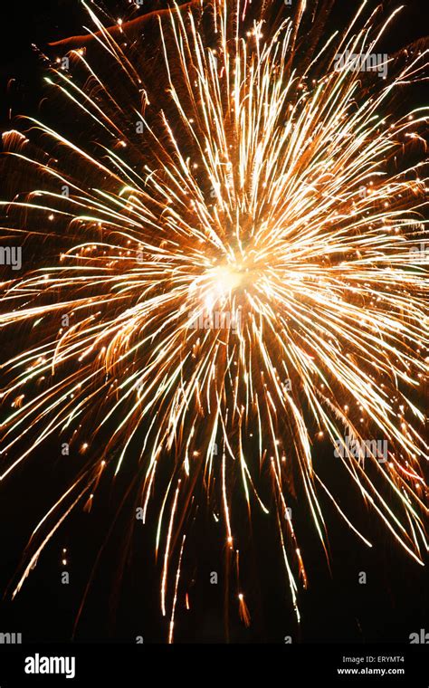 Fireworks , Diwali festival , Deepavali festivals , Dipawali , Divali ...