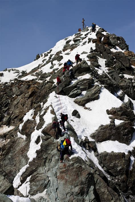 Climbing Großglockner with a guide. 2-day trip. Certified leader