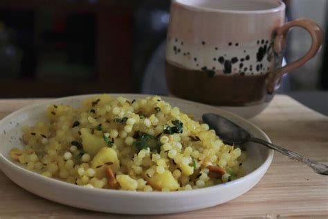 Sabudana Khichdi - Non Sticky and Fluffy Recipe I Kitchening About