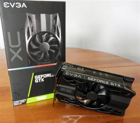 Red Devil RX 590 vs EVGA GTX 1660 XC in 41 games : Amd