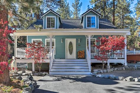 Wrightwood Home w/Porch & Hot Tub -8Mins to Skiing UPDATED 2018 - TripAdvisor - Wrightwood ...