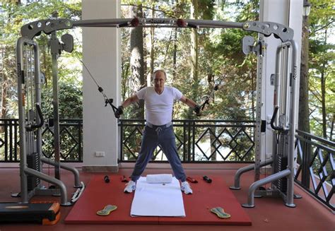 Putin doing manly things - Vladimir Putin doing manly things - Pictures ...