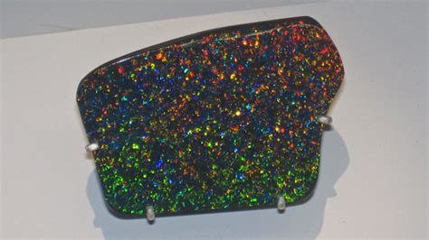 Precious opal (Australia) 9 | Precious opal ("black opal") f… | Flickr