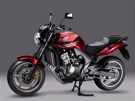 HONDA CBF600 - Review and photos