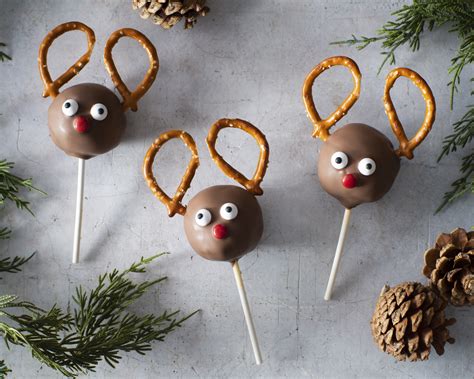 Reindeer Cake Pops | Ready Set Eat