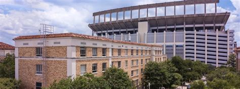 The 5 Best UT Austin Dorms