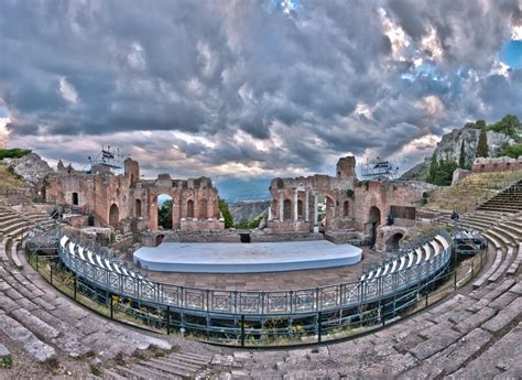 7 Amazing Ancient Ruins in Sicily: Greek Temples & Roman Theaters