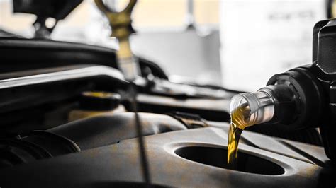 Auto Expert: What to Know About Motor Oil - AMA