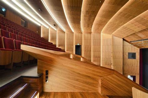 Kunstcluster Nieuwegein - performance space - edge lit wood panels | Home theater design, Modern ...