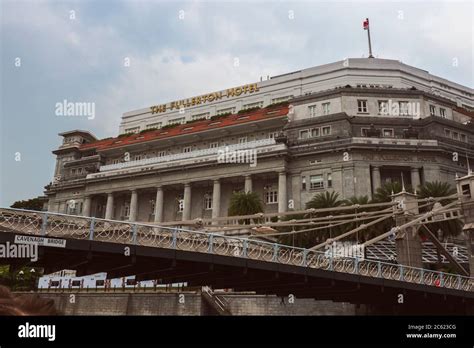 The fullerton hotel, Singapore Stock Photo - Alamy