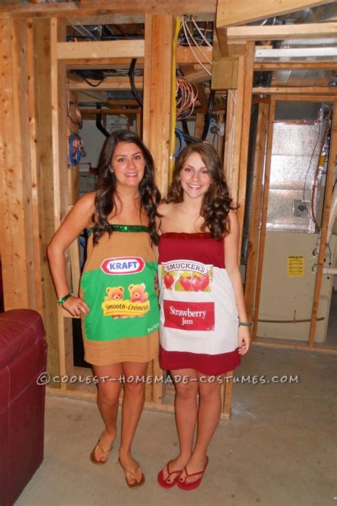 Fun Homemade Peanut Butter and Jelly Couple Costume