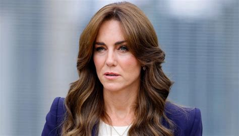 Princess Kate 'in pain' months before surgery: 'Palace is worried'