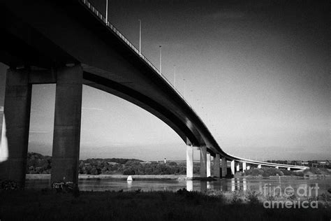 Foyle Bridge Over The River Foyle Derry City County Londonderry ...