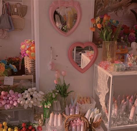 🌸🌷👛 | Indie room, Pastel room, Room inspo