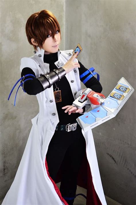 Yu-Gi-Oh! 10 Seto Kaiba Cosplay Pictures That We Love