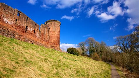 Bothwell Castle in Hamilton, Scotland | Expedia