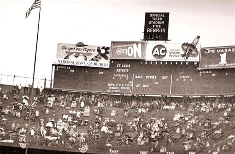 Tiger Stadium - Old photos gallery — Historic Detroit | Tiger stadium ...