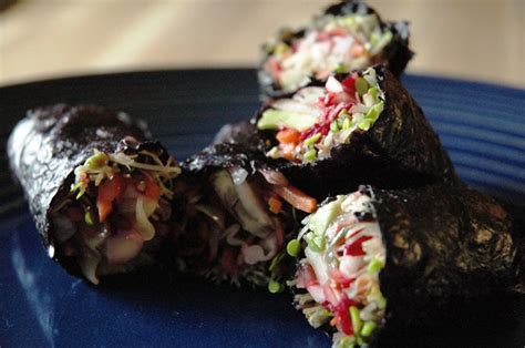 Living Healthy, Loving Me.: Seaweed Wraps: All Vegetables!