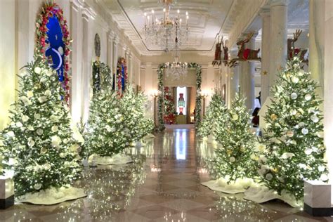 White House Unveils 2023 Holiday Decorations - Tom + Lorenzo