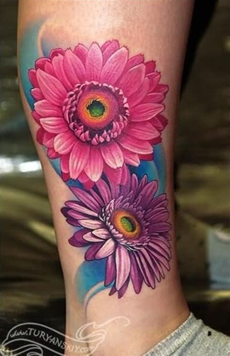 65 Daisy Tattoo Designs for flower lovers