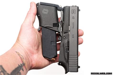 Review: The Folding Full Conceal Glock | RECOIL