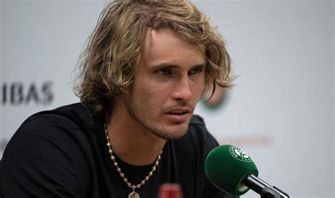 Alexander Zverev declares 'life will be in danger' as French Open block injecting on court ...