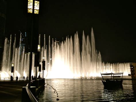 Largest Fountain display. Abbra boats. Spectacular musical fountain ...