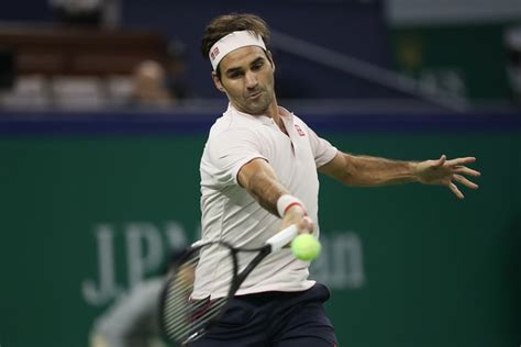 ATP Basel: Roger Federer struggles but beats Filip Krajinovic