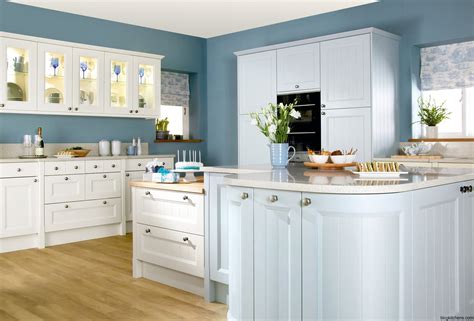 Applying Blue Kitchen Cabinets That Give Shabby Chic Decors - http ...